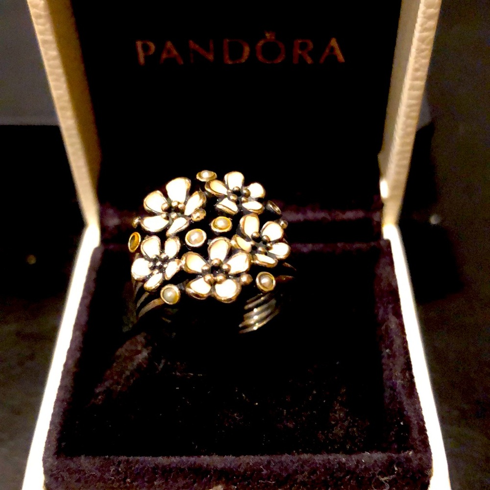 Pandora Flower Ring